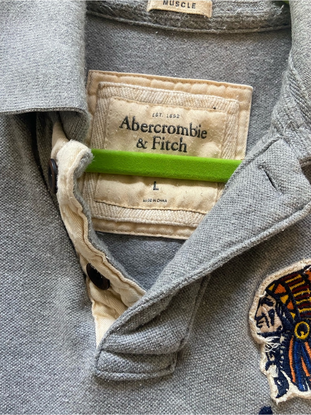 Abercrombie & Fitch Y2K vintage muscle fit Gray Polo with Embroidered Crest - Picture 2 of 2